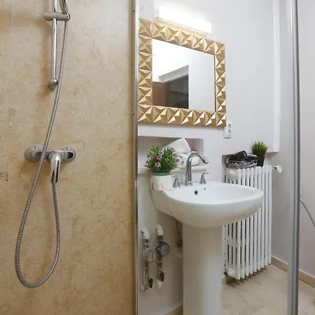 Grand Phillip Cismigiu Park Downtown Appartement Boekarest