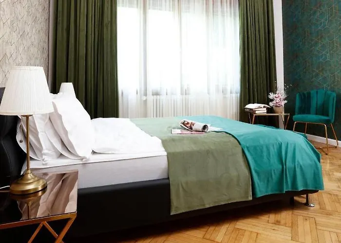 Grand Phillip Cismigiu Park Downtown Appartement