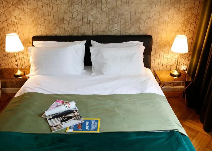 Grand Phillip Cismigiu Park Downtown Апартаменты Бухарест