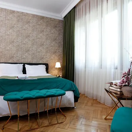 Grand Phillip Cismigiu Park Downtown *