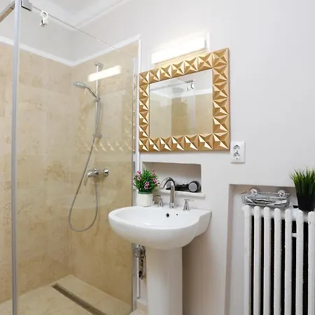 Grand Phillip Cismigiu Park Downtown Bukareszt